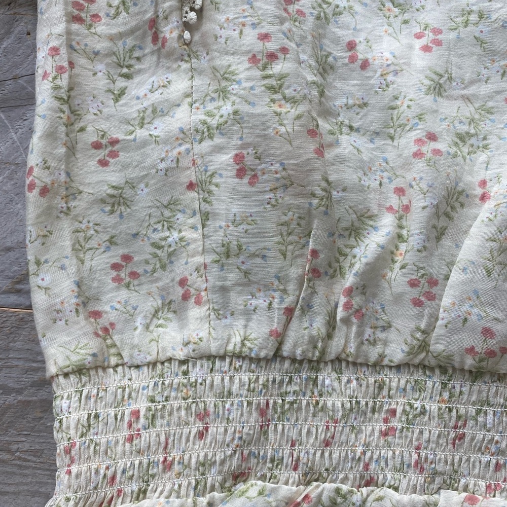 Floral Ruffle Top - Picture 4 of 5